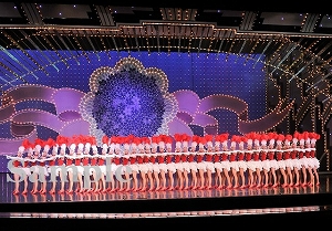 ロケット 舞台写真／雪組大劇場公演『幕末太陽傳（ばくまつたいようでん）』『Dramatic “S”！』