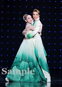 早霧 咲妃 舞台写真／「早霧せいなサヨナラショー」