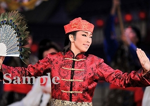 華形ひかる 舞台写真／月組博多座公演『長崎しぐれ坂』『カルーセル輪舞曲（ロンド）』
