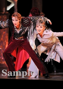 轟 朝美 舞台写真／月組博多座公演『長崎しぐれ坂』『カルーセル輪舞曲（ロンド）』