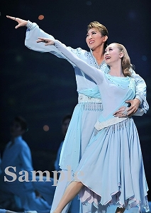 珠城 愛希 舞台写真／月組博多座公演『長崎しぐれ坂』『カルーセル輪舞曲（ロンド）』