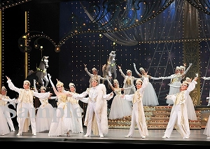 珠城 他 舞台写真／月組博多座公演『長崎しぐれ坂』『カルーセル輪舞曲（ロンド）』