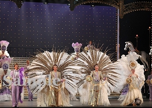 フィナーレ 舞台写真／月組博多座公演『長崎しぐれ坂』『カルーセル輪舞曲（ロンド）』