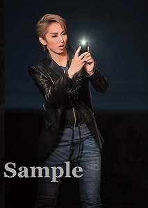 桜木みなと 舞台写真／宙組バウホール公演『パーシャルタイムトラベル　時空の果てに』