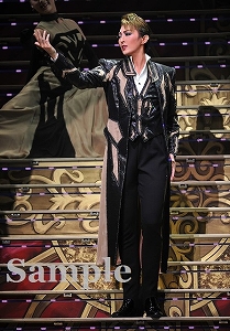 珠城りょう 舞台写真／月組大劇場公演『All for One』