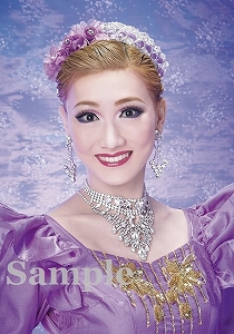 結乃かなり スチール写真／宙組公演『神々の土地』『クラシカル ビジュー』