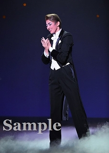 朝夏まなと 舞台写真／「朝夏まなとサヨナラショー」