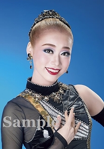 雪組 全国ツアー公演 琥珀色の雨にぬれて DVD 宝塚 望海風斗 真彩希帆 Amazon.co.jp: 雪組全国ツアー公演 ミュージカル・ロマン『琥珀