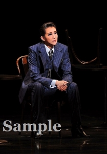 紅ゆずる 舞台写真／星組大劇場公演『ベルリン、わが愛』『Bouquet de TAKARAZUKA（ブーケ ド タカラヅカ）』