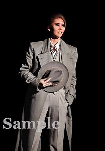 瑠風 輝 舞台写真／宙組新人公演『神々の土地』