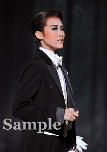 鷹翔千空 舞台写真／宙組新人公演『神々の土地』