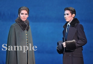 瑠風 鷹翔 舞台写真／宙組新人公演『神々の土地』