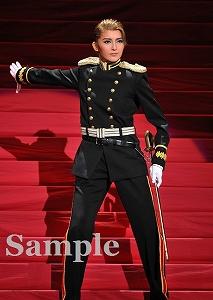 朝夏まなと 舞台写真／宙組東京公演『神々の土地』『クラシカル　ビジュー』