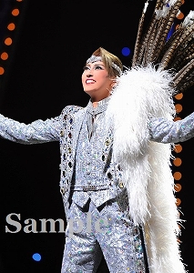 朝夏まなと 舞台写真／宙組東京公演『神々の土地』『クラシカル　ビジュー』