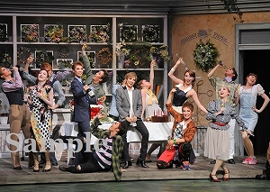 明日海 ほか 舞台写真／花組TBS赤坂ACTシアター公演『ハンナのお花屋さん－Hanna's Florist－』