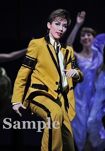 彩風咲奈 舞台写真／雪組大劇場公演『ひかりふる路（みち）～革命家、マクシミリアン・ロベスピエール～』『SUPER VOYAGER!』