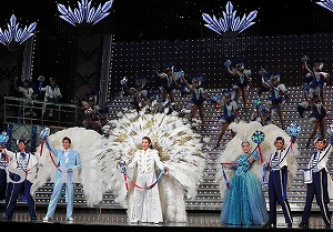 フィナーレ 舞台写真／雪組大劇場公演『ひかりふる路（みち）～革命家、マクシミリアン・ロベスピエール～』『SUPER VOYAGER!』