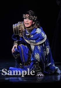 綾 凰華 舞台写真／雪組新人公演『ひかりふる路（みち）～革命家、マクシミリアン・ロベスピエール～』