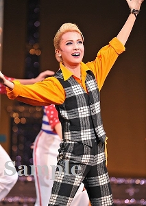 壱城あずさ 舞台写真／星組東京公演『ベルリン、わが愛』『Bouquet de TAKARAZUKA（ブーケ ド タカラヅカ）』