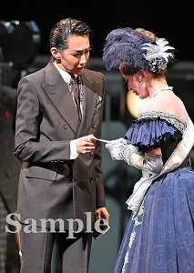 紅 綺咲 舞台写真／星組東京公演『ベルリン、わが愛』『Bouquet de TAKARAZUKA（ブーケ ド タカラヅカ）』