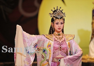 愛希れいか 舞台写真／月組全国ツアー公演『鳳凰伝』『CRYSTAL TAKARAZUKA－イメージの結晶－』