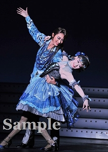 珠城 愛希 舞台写真／月組全国ツアー公演『鳳凰伝』『CRYSTAL TAKARAZUKA－イメージの結晶－』