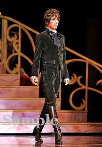 明日海りお 舞台写真／花組大劇場公演『ポーの一族』