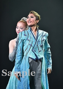 望海 真彩 舞台写真／雪組東京公演『ひかりふる路（みち）～革命家、マクシミリアン・ロベスピエール～』『SUPER VOYAGER!』