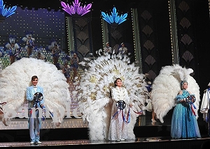 フィナーレ 舞台写真／雪組東京公演『ひかりふる路（みち）～革命家、マクシミリアン・ロベスピエール～』『SUPER VOYAGER!』