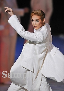 愛月ひかる 舞台写真／宙組ドラマシティ公演『不滅の棘（とげ）』