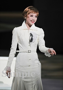 遥羽らら 舞台写真／宙組ドラマシティ公演『不滅の棘（とげ）』