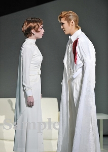 愛月 遥羽 舞台写真／宙組ドラマシティ公演『不滅の棘（とげ）』