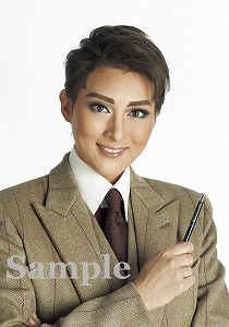 珠城りょう スチール写真／月組公演『カンパニー－努力（レッスン）、情熱（パッション）、そして仲間たち（カンパニー）－』『BADDY（バッディ）－悪党（ヤツ）は月からやって来る－』