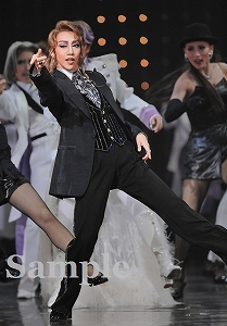 美弥るりか 舞台写真／月組大劇場公演『カンパニー－努力（レッスン）、情熱（パッション）、そして仲間たち（カンパニー）－』『BADDY（バッディ）－悪党（ヤツ）は月からやって来る－』