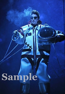 珠城りょう 舞台写真／月組大劇場公演『カンパニー－努力（レッスン）、情熱（パッション）、そして仲間たち（カンパニー）－』『BADDY（バッディ）－悪党（ヤツ）は月からやって来る－』