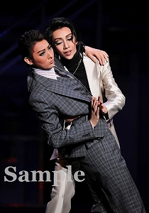 珠城 美弥 舞台写真／月組大劇場公演『カンパニー－努力（レッスン）、情熱（パッション）、そして仲間たち（カンパニー）－』『BADDY（バッディ）－悪党（ヤツ）は月からやって来る－』