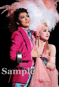 珠城・愛希 ポケットスチール／月組大劇場公演『カンパニー－努力、情熱、そして仲間たち－』『BADDY－悪党は月からやって来る－』