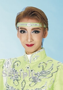 七生眞希 スチール写真／宙組公演『天（そら）は赤い河のほとり』『シトラスの風－Sunrise－』