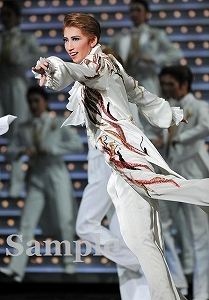 真風涼帆 舞台写真／宙組大劇場公演『天（そら）は赤い河のほとり』『シトラスの風－Sunrise－』