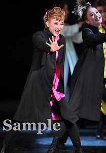 星風まどか 舞台写真／宙組大劇場公演『天（そら）は赤い河のほとり』『シトラスの風－Sunrise－』