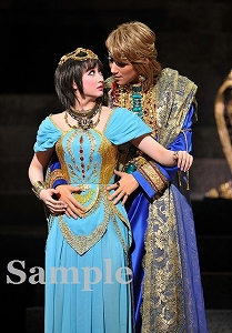 真風 星風 舞台写真／宙組大劇場公演『天（そら）は赤い河のほとり』『シトラスの風－Sunrise－』