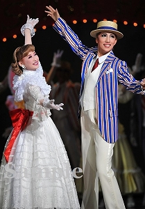 真風 星風 舞台写真／宙組大劇場公演『天（そら）は赤い河のほとり』『シトラスの風－Sunrise－』