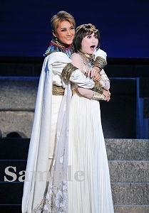 芹香 星風 舞台写真／宙組大劇場公演『天（そら）は赤い河のほとり』『シトラスの風－Sunrise－』