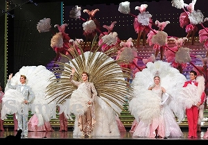 フィナーレ 舞台写真／宙組大劇場公演『天（そら）は赤い河のほとり』『シトラスの風－Sunrise－』