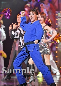 珠城りょう 舞台写真／月組東京公演『カンパニー－努力（レッスン）、情熱（パッション）、そして仲間たち（カンパニー）－』『BADDY（バッディ）－悪党（ヤツ）は月からやって来る－』