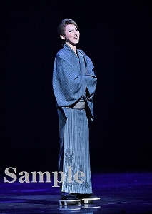 珠城りょう 舞台写真／月組東京公演『カンパニー－努力（レッスン）、情熱（パッション）、そして仲間たち（カンパニー）－』『BADDY（バッディ）－悪党（ヤツ）は月からやって来る－』