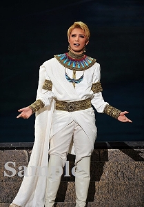 優希しおん 舞台写真／宙組新人公演『天（そら）は赤い河のほとり』