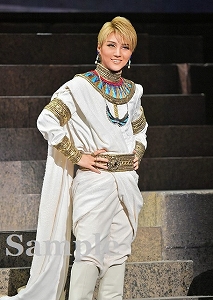 芹香斗亜 舞台写真／宙組東京公演『天（そら）は赤い河のほとり』『シトラスの風－Sunrise－』