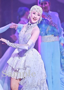 星風まどか 舞台写真／宙組東京公演『天（そら）は赤い河のほとり』『シトラスの風－Sunrise－』