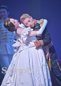 真風 星風 舞台写真／宙組東京公演『天（そら）は赤い河のほとり』『シトラスの風－Sunrise－』